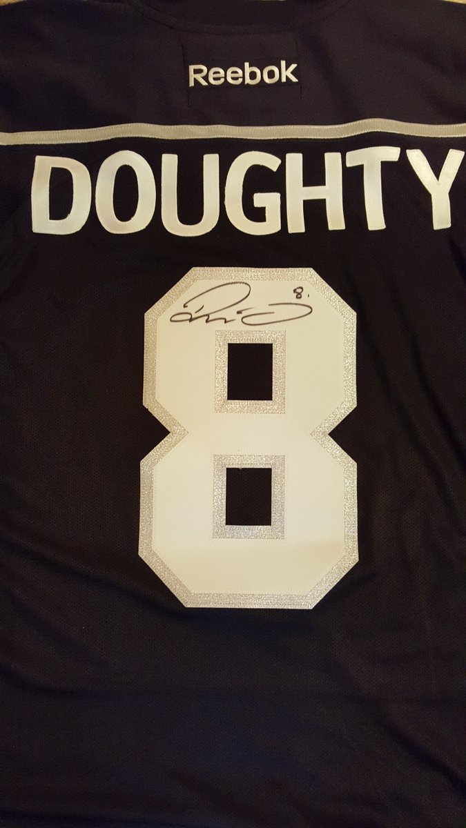mmajkic's tweet photo. New West Hockey 4 Autographed Drew Doughty Jersey Raffle - Purchase tickets https://t.co/2MhNj8Txga @LAKings https://t.co/oTDzQ9zVgT