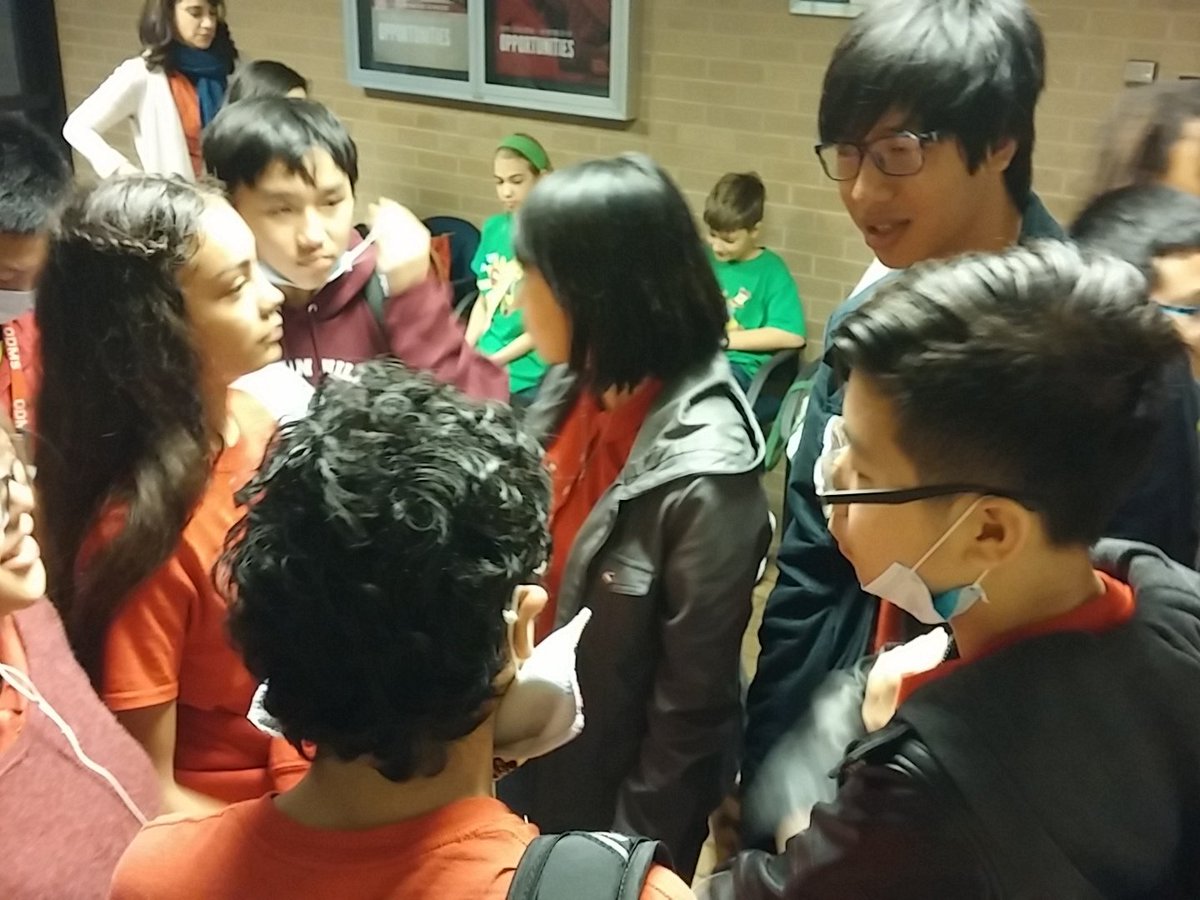 ODMSrobotics's tweet photo. Mustang 1 getting ready to present their trash solution #FLLhouston https://t.co/MNWRYaPz3Z