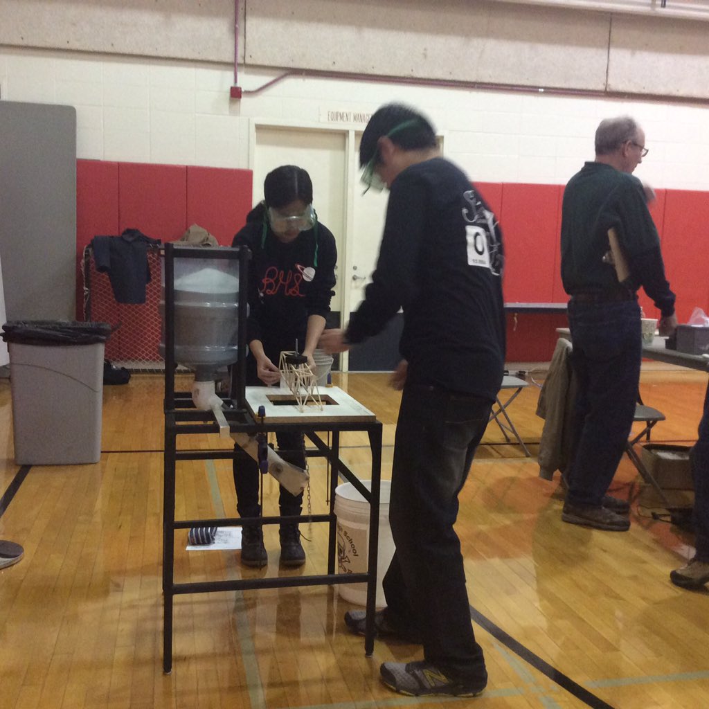 PirateSciOly's tweet photo. Bridging the gap #PHSSCIOLY https://t.co/3ebXrVFTQs