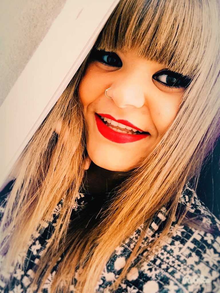 _SandraLopez_'s tweet photo. ❤️💄💋 https://t.co/dmTK69MWd0