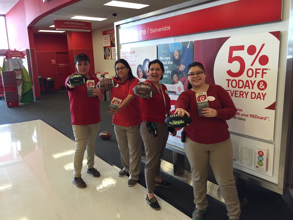 Love the energy today for reds! Guest service, check lanes and cafe all playing! #togetherwewin <a href="/DerinBriggs/">Derin</a>