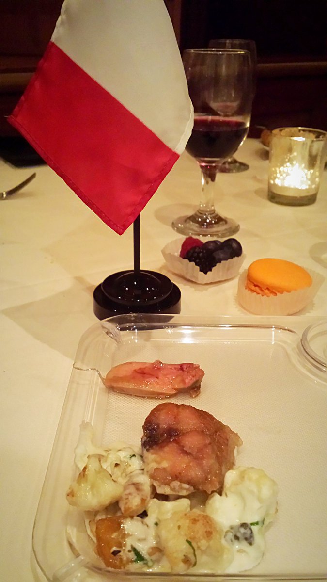 pechluck's tweet photo. Peek from last night's @HeathmanPDX  @afdeportland #BeaujolaisNouveau night FoieGras&amp;SweetBread #bn2015 #bn15pdx https://t.co/0aH2RHpFED