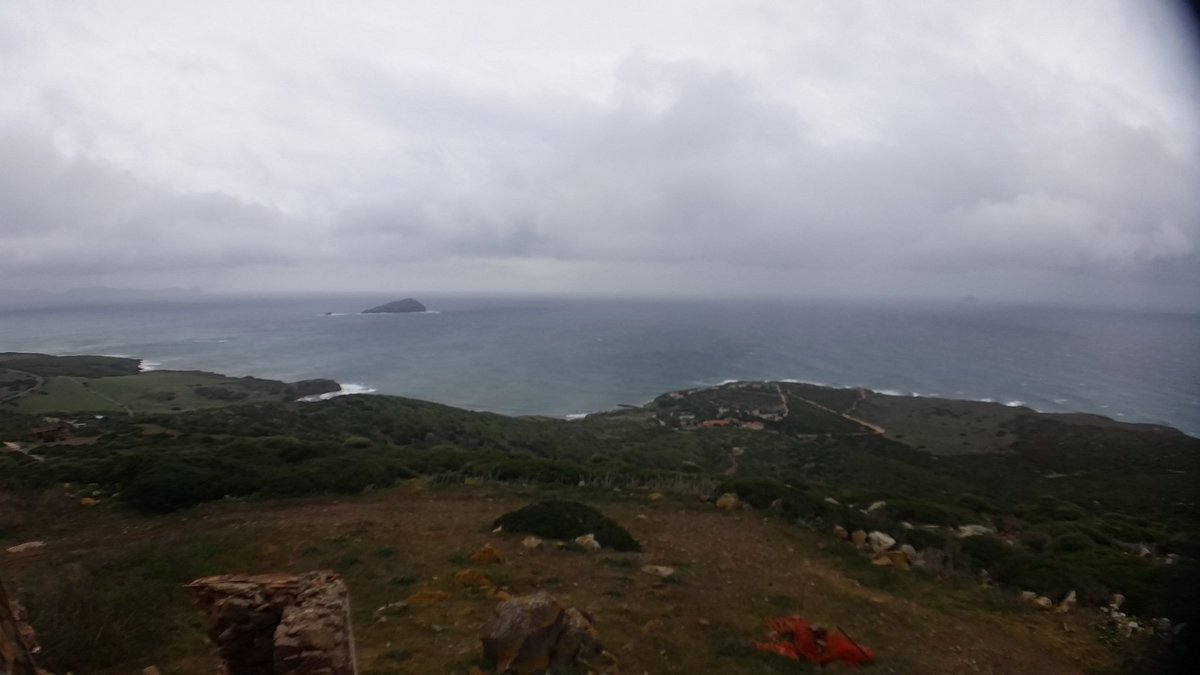 natuzzzzzz's tweet photo. Saluti dal #semaforo!
#santantioco #caposperone #sardegna https://t.co/g3mXBuaslv