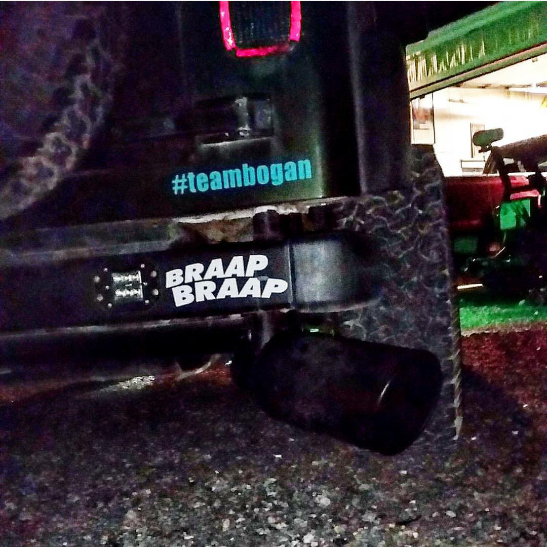 Jeepings's tweet photo. @eagleskeeper18 it just happens https://t.co/Lfj4R8KHlB