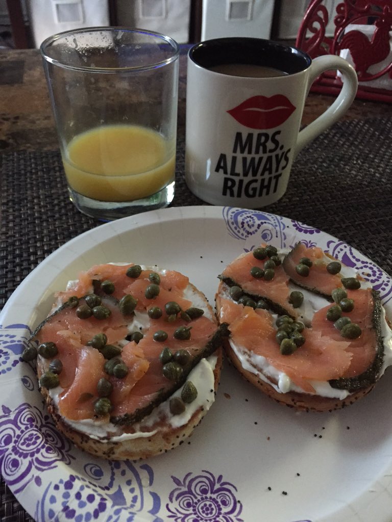 MrsPastene's tweet photo. Thankful for a savory breakfast treat! Everything bagel ft cream cheese, lox, and capers 😍 #RCCgivesThanks https://t.co/fmhvztvlaU