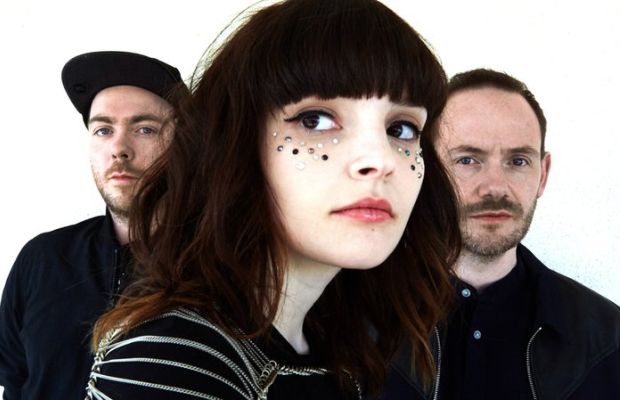 WATCH: <a href="/CHVRCHES/">CHVRCHES</a> share fun-filled video for “Empty Threat” 🌞 altpress.com/news/entry/chv…