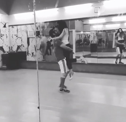 Embedded image permalink