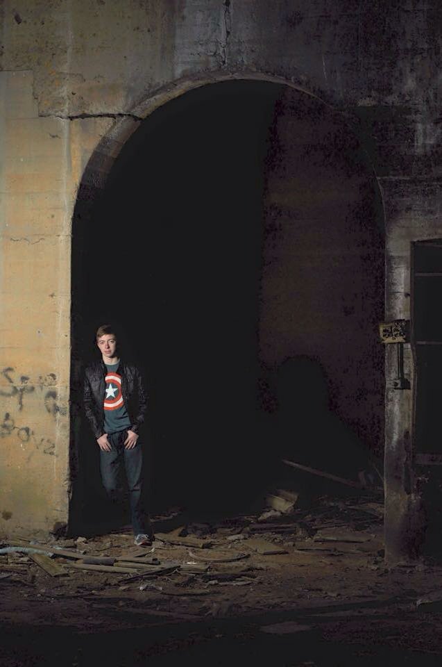 MsNicholson2003's tweet image. My husband shooting a senior picture portrait session. Another picture. @jwlandon