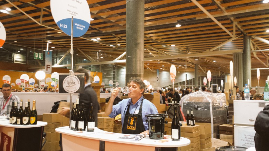 Salon des Vignerons Independants de Lille
Stand H23 venez nous retrouver ... un salon bien chaleureux