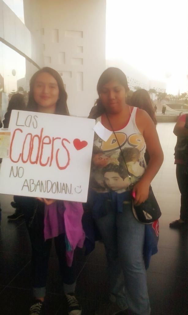 Team_Herrera2's tweet photo. Si alguien conoce a esta chava, por favor comuniquen me con ella..
#CodersConCausa #CD9EnPuebla https://t.co/QQlroxMUi0