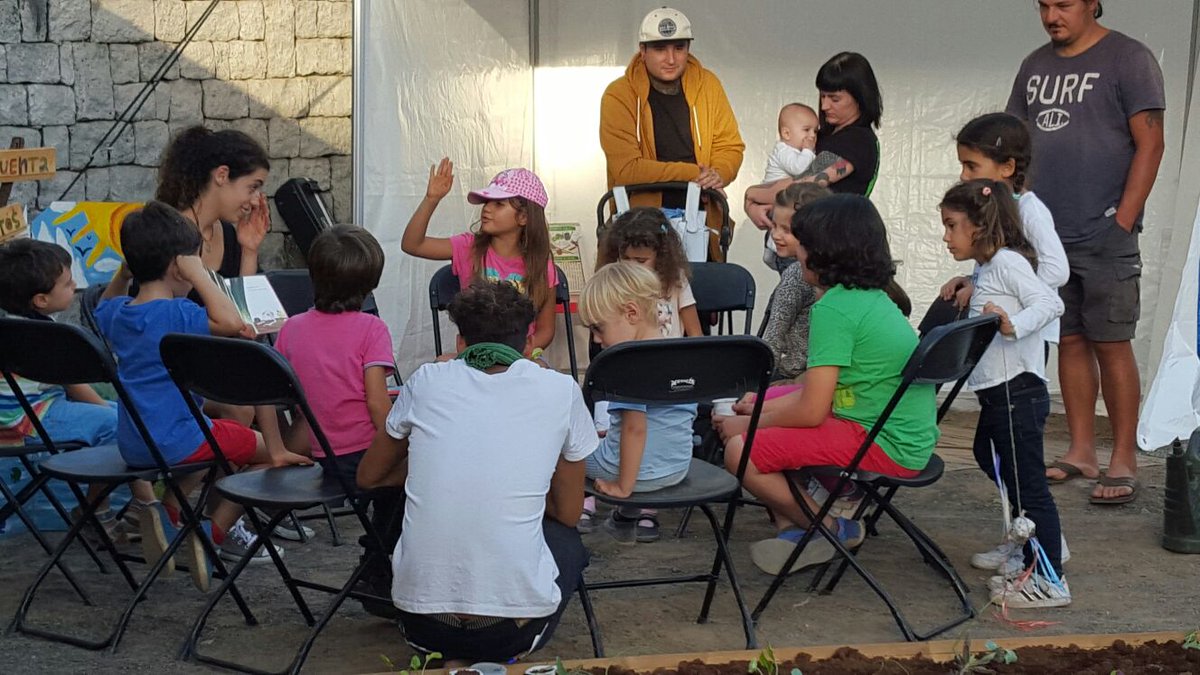 Y con la tarde llegan más participantes al <a href="/festmadretierra/">Festival MadreTierra</a> Parque La Granja #SantaCruzdeTenerife