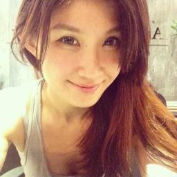 Listen to this cover of "Fly Me to the Moon" via #Smule: smule.com/p/445302480_20… #SingKaraoke