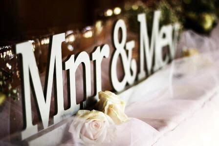 Vlg week die tyd is dit Mnr &amp; Mev Smith <a href="/YollasSt/">Yollas</a> <a href="/SmithPieter/">Pieter Smith</a> wow dit is nou net slapies tel -  mooiste bruid wees