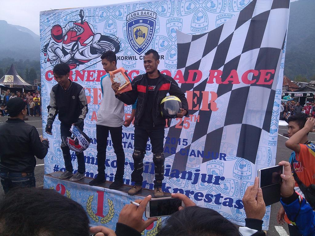 Ciee @adenKobem dan <a href="/ipung/">ipung</a> naik podium, mantappp.#fbcckurpuk #scikeren