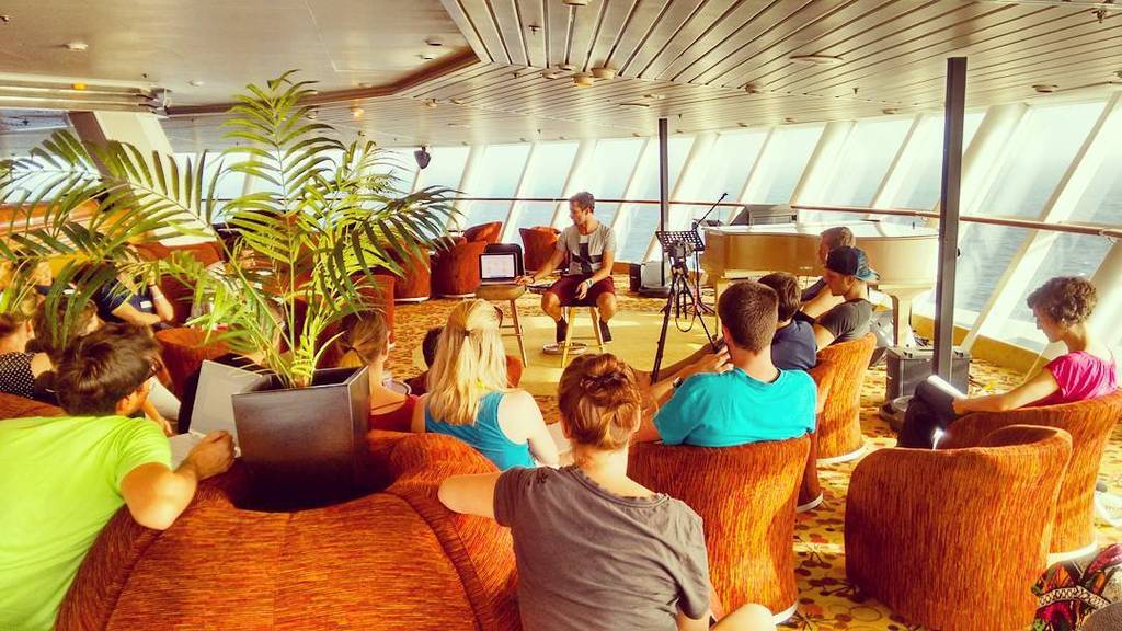 weKitesurf's tweet photo. Growth-hacking workshop in the middle of the Atlantic by Björn from #22tribes. Great to enjoy the full experience o… https://t.co/IZo3unBUCD