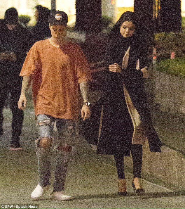 intoxjauregui's tweet photo. i ship this so hard i just want them to have a healthy relationship rather it's as friends or an actual relationship https://t.co/qVXMQuhJxy