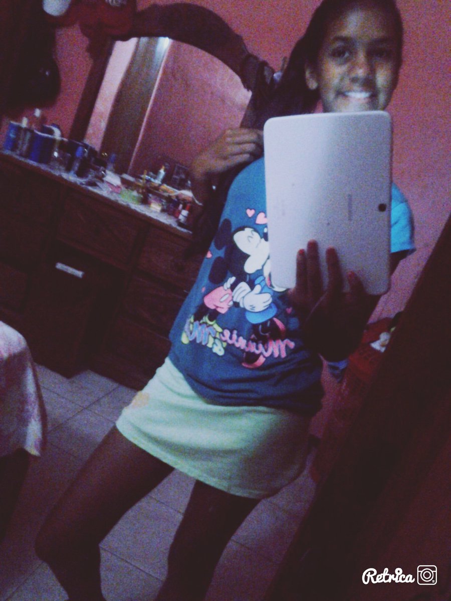 30Mediina's tweet photo. #ComoYoMeMuevoNoSeMueveNadiie #Uuuuuuu :3 https://t.co/nJluN9D8Am