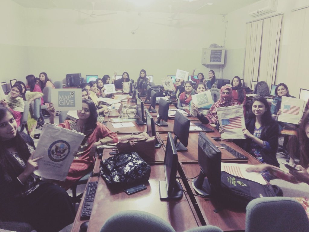MapGivePakistan's tweet photo. Female students celebrating after mapathon. #LahoreMapathon #OSMGeoWeek @USCGLahore @MapGive @HumanitariansPK https://t.co/oDiQI5py1K
