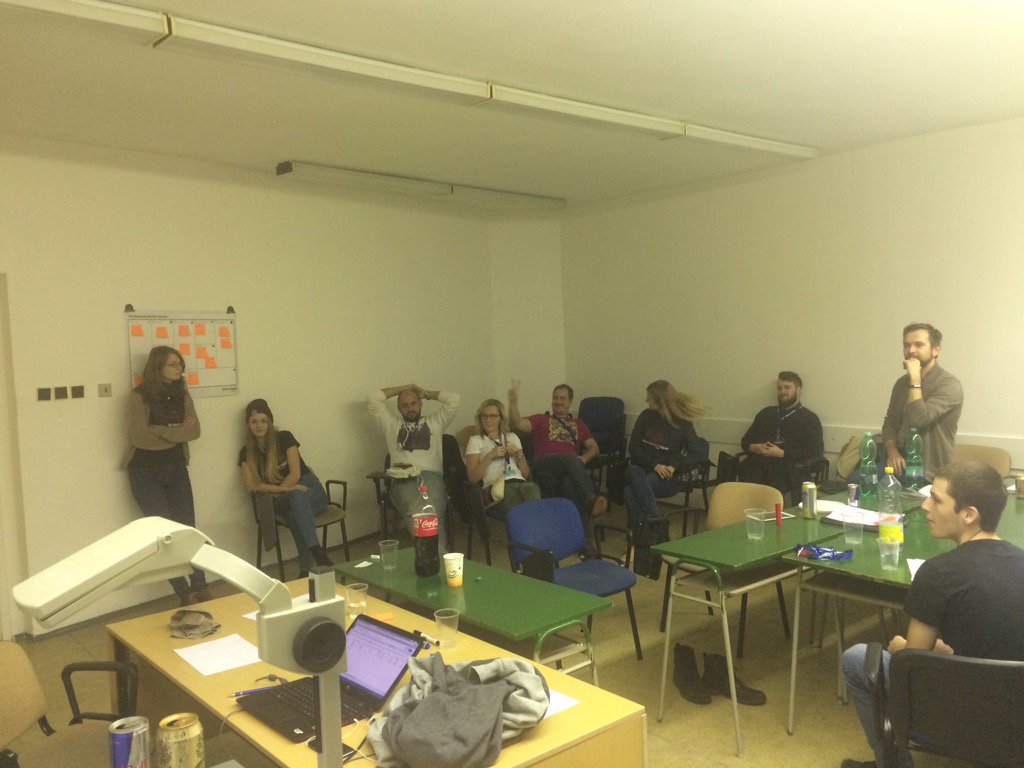 treffi_co's tweet photo. Mentors help us  #swbratislava @swBratislava https://t.co/tj8Mx7J7Yp