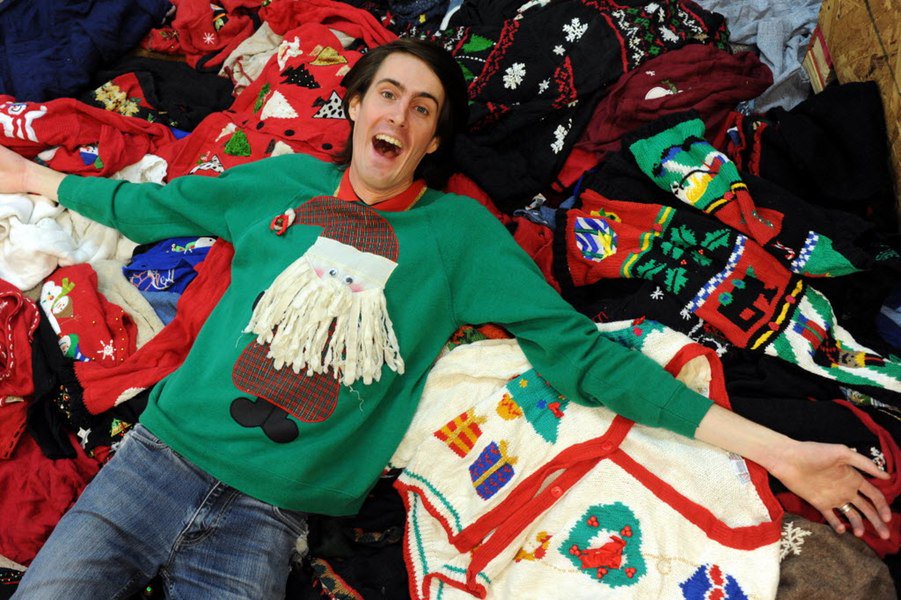 dallasnews's tweet photo. Now open! Ugly Christmas Sweater Shop pops up w/10,000 festive frocks| #Dallas @GuideLive https://t.co/hvwF2a7seW https://t.co/0COaZH3AM7