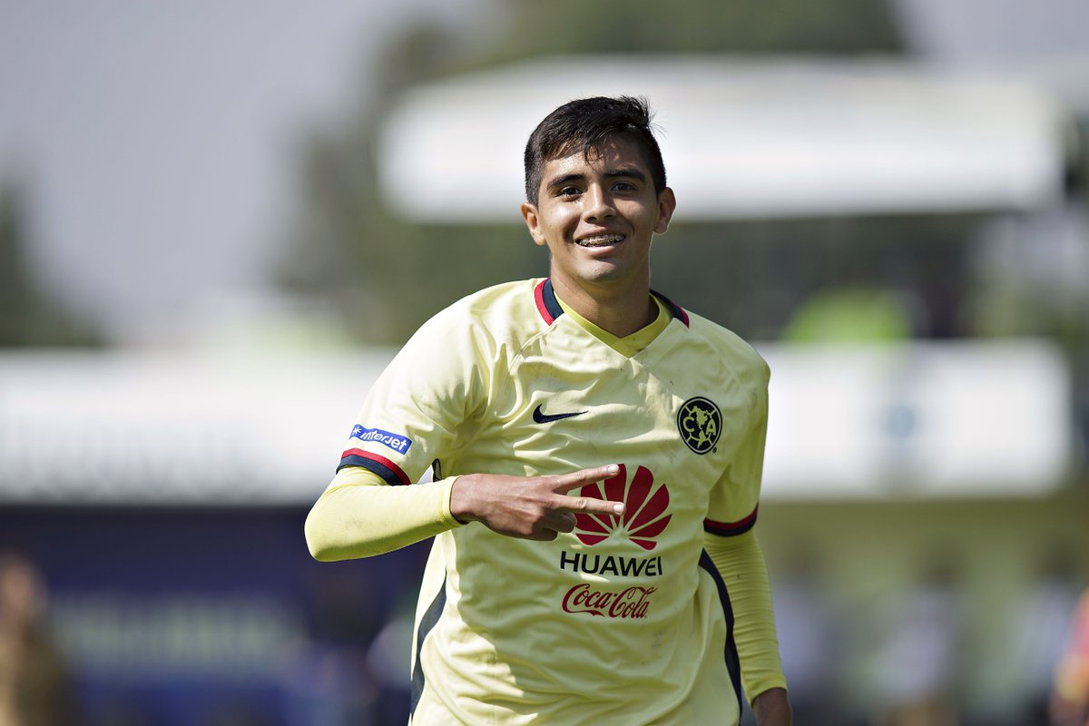 ClubAmerica's tweet photo. #SUB17 Con doblete de @Richymarin19 y uno más de Iván Moreno nuestro equipo derrotó 3-2 a @PumasMX en Coapa https://t.co/KWdK7BnF2D