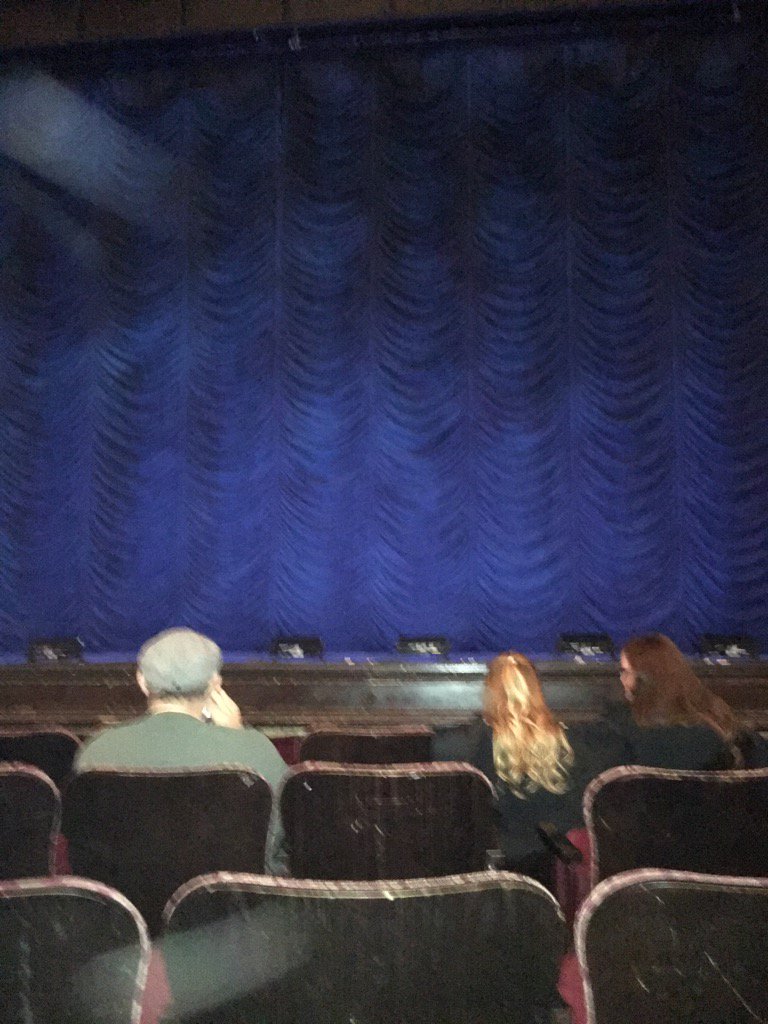 pas_qe's tweet photo. Waiting for the show to start😍 @SherlockTour @jamesmaslow https://t.co/NP1Sio6LQG