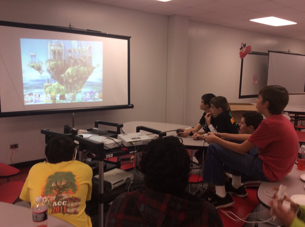 PirateSciOly's tweet photo. Smash... The game that makes or breaks friendships. #PHSSCIOLY https://t.co/dqjE5byWhp