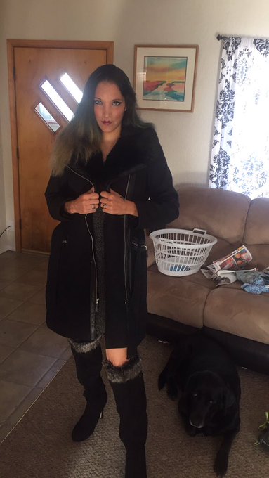 Me and my dog Tundra https://t.co/oMweF7DJza<a href="/tag/newprofilepic"class="tags"><span>#newprofilepic</span></a>