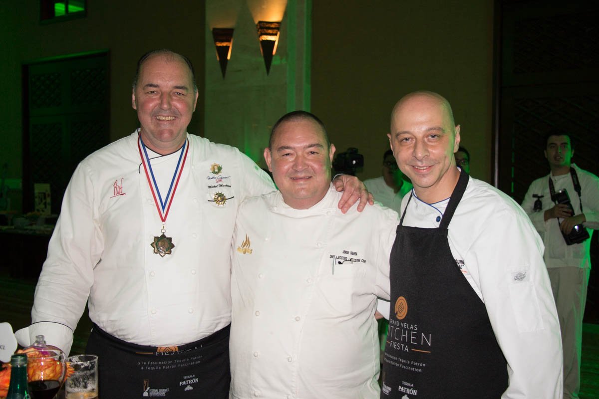 VallartaGV's tweet photo. Yesterday was an unforgettable night, here´s part of #FGIKitchenFiesta experience from @GourmetFestMX at @VallartaGV https://t.co/94p0TKZhAJ