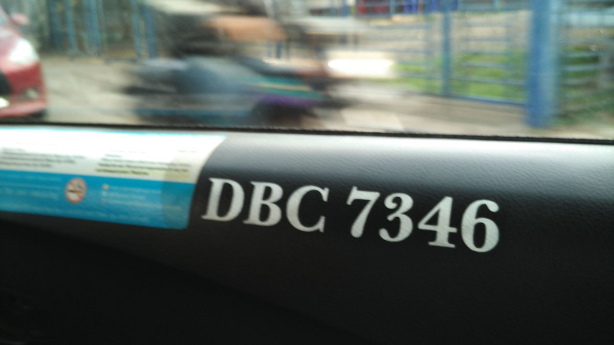 gitasuryo's tweet image. Wah taksi @Express_Group tarif baru ya? Tutup pintu langsung 12.500 argonya!!!