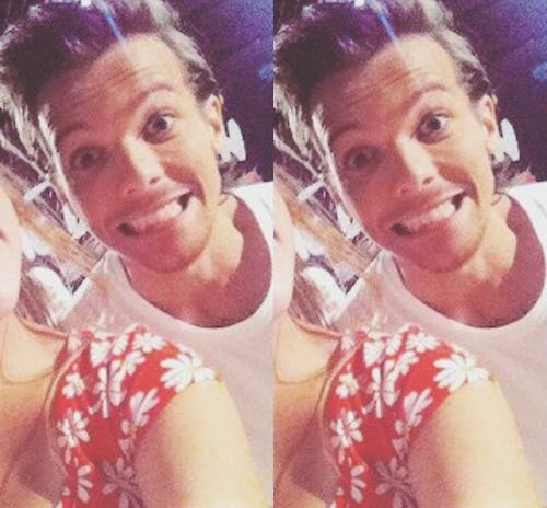 Hey, beauties! Daddy has a favor for you. Would you be a good lil baby and RT this for daddy? Thank you, sweetie. x