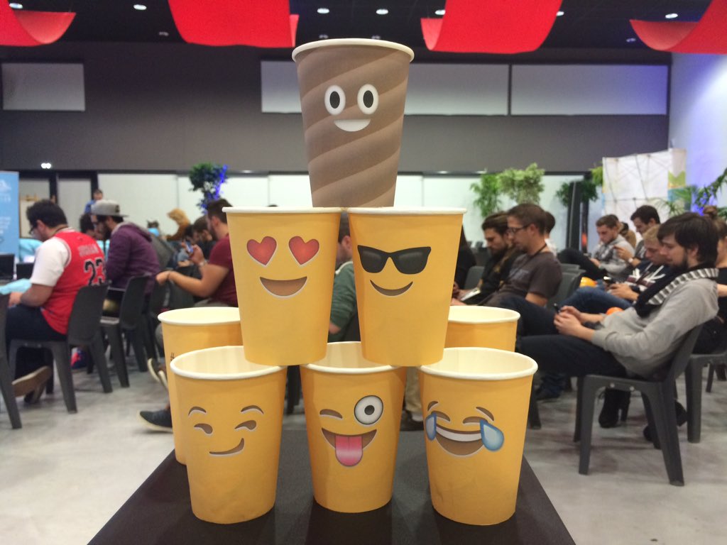 emojicup's tweet photo. #swtln #gsb2015 #emoji #emojicups https://t.co/T4yvf6fjmT https://t.co/AA6Yjm0nKh