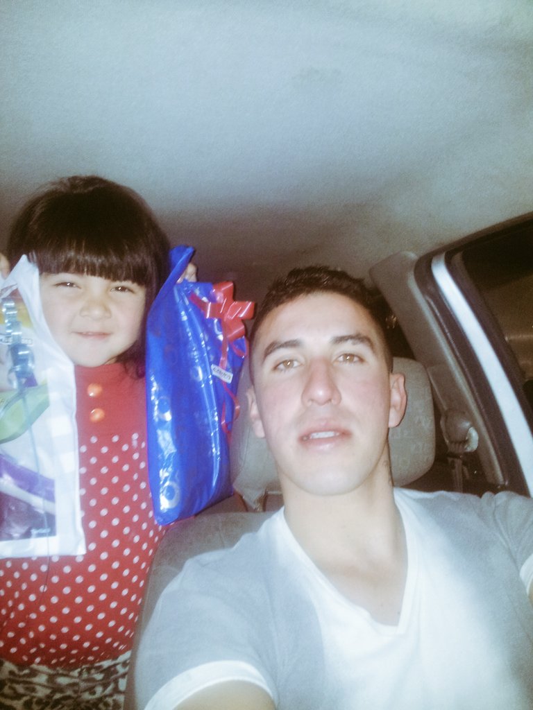arieltore's tweet photo. Nos fuimosss con la enana https://t.co/aHlwoX5o4u