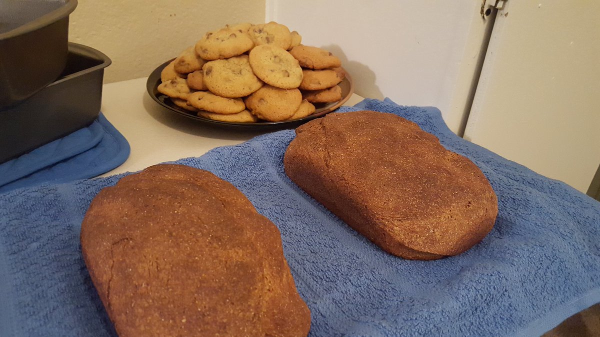BinaryCrochet's tweet photo. A most productive #dayofbaking. https://t.co/T9lL97MEGp