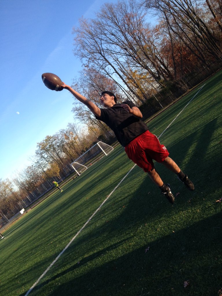 MohammedIssa23's tweet photo. I'm Puttin In This Work 💪🏼🏈 So I Can Show Yall How To Boss Up 🙌🏼😈💸 #NotUrAverage 🚫#StriveForGreatness 💯 https://t.co/3bHouWPnwu
