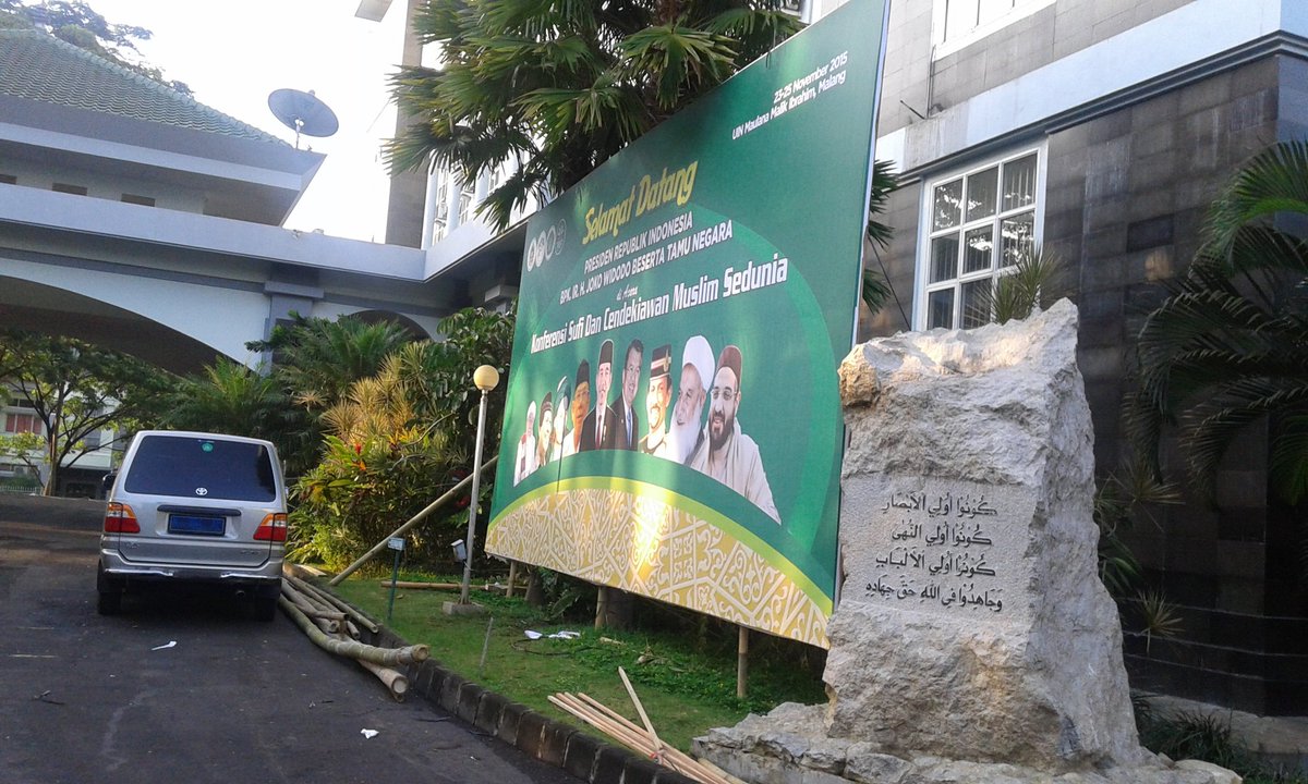 infoUINmaliki's tweet photo. Selamat pagi, pagi ini kampus menyapa jelas ICIS 2015 https://t.co/O1GIiUqXhF