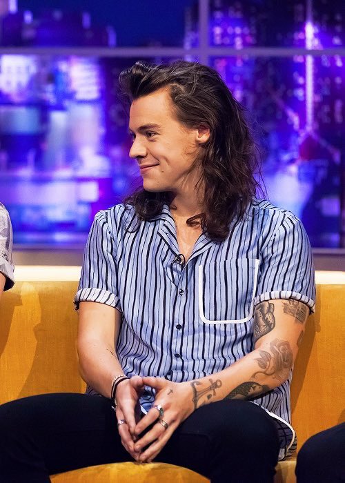 harry archived tweet media