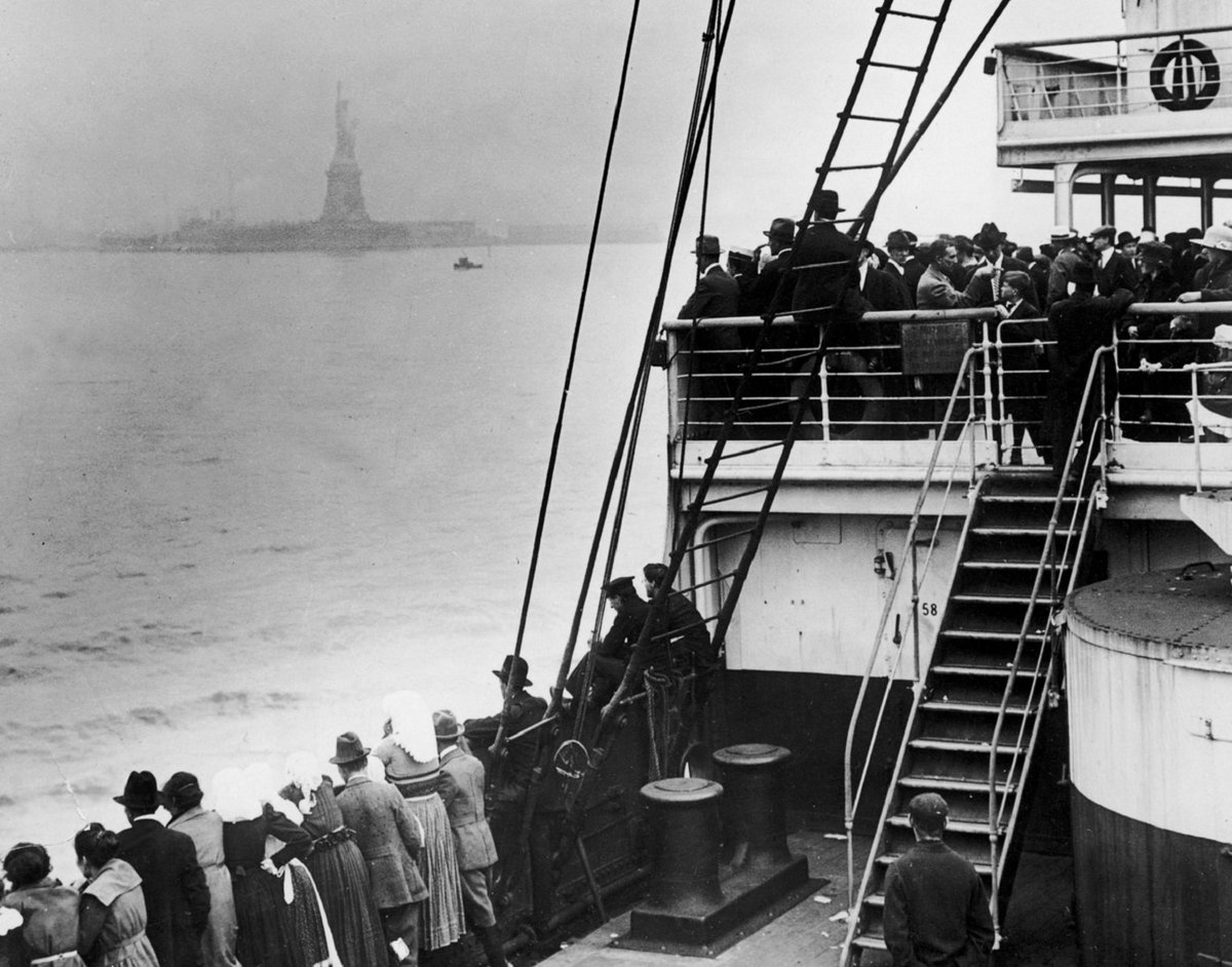 Check Out What The Statue of Liberty Looked Like  in 1910 