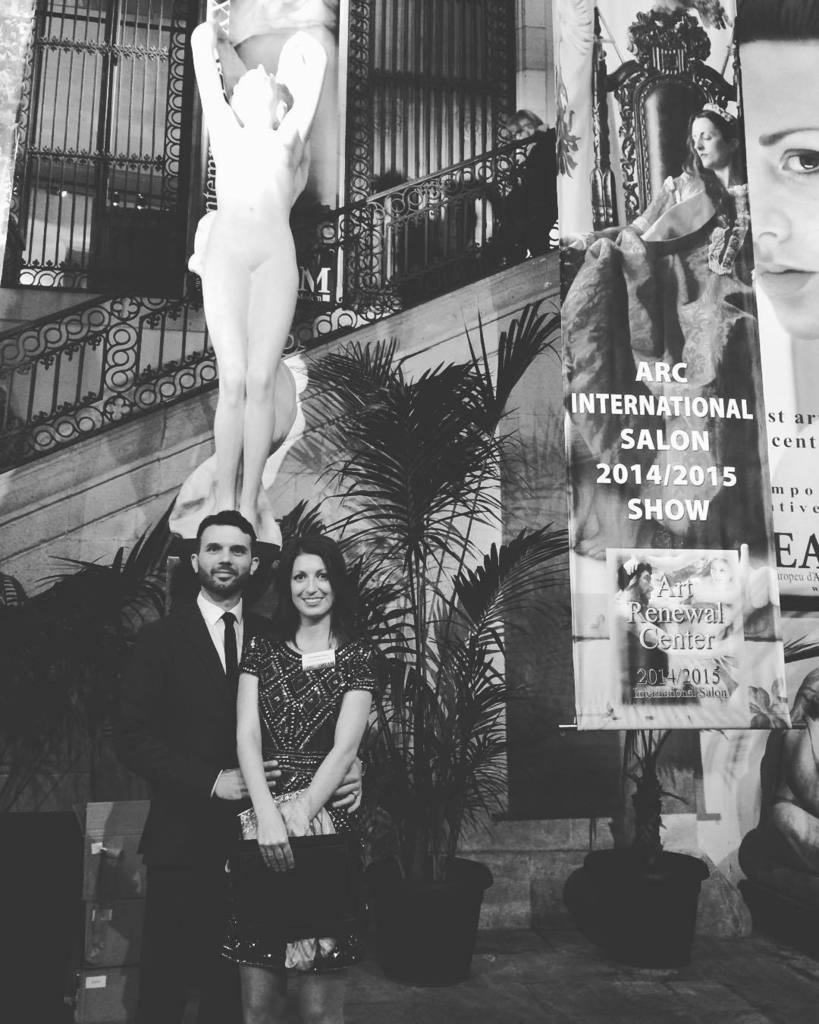 PaintingLives's tweet image. Nick and me in the lobby of the MEAM #bestnightever #loversofart #contemporaryrealism ift.tt/1lbHAuH