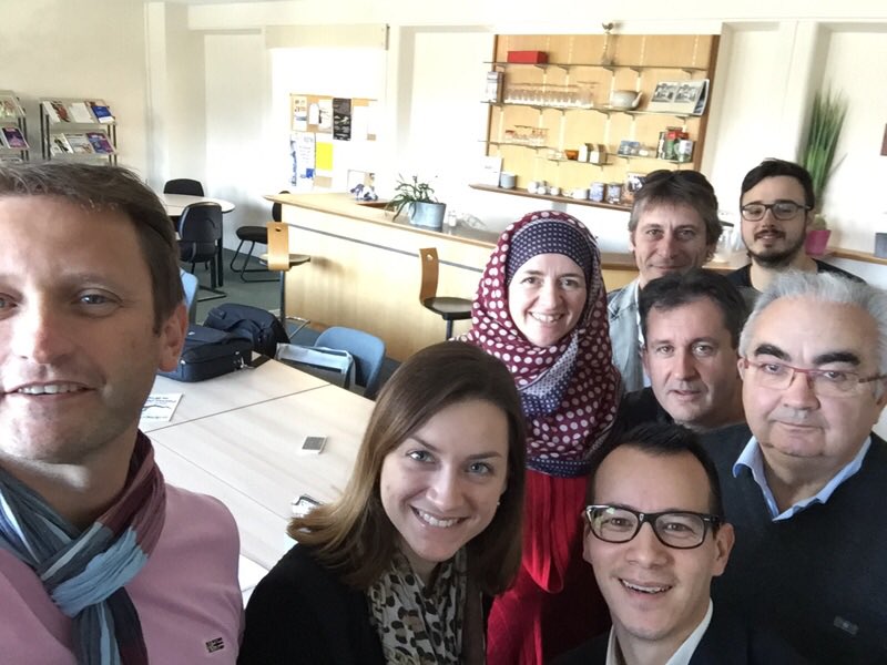 ATCLR_IUT_TC's tweet photo. Petit selfie d'une partie des membres du Bureau! #AtclrDébarqueSurTwitter https://t.co/vUOJZZyr2P