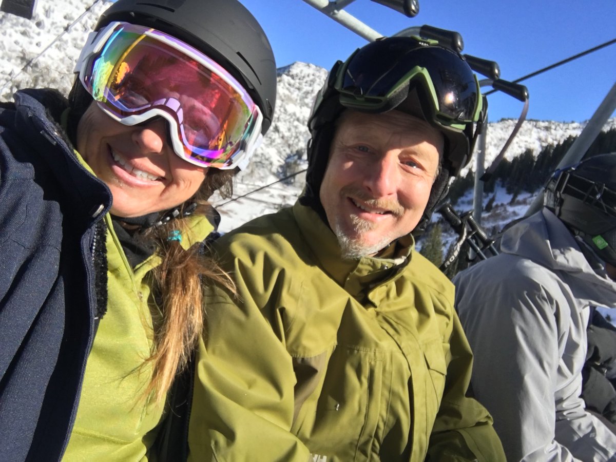 Active_Explorer's tweet photo. Back on skis today! #itsfinallywinter #skiing @AltaSkiArea @SkiUtah #skiutah https://t.co/I4xGvBE6SH