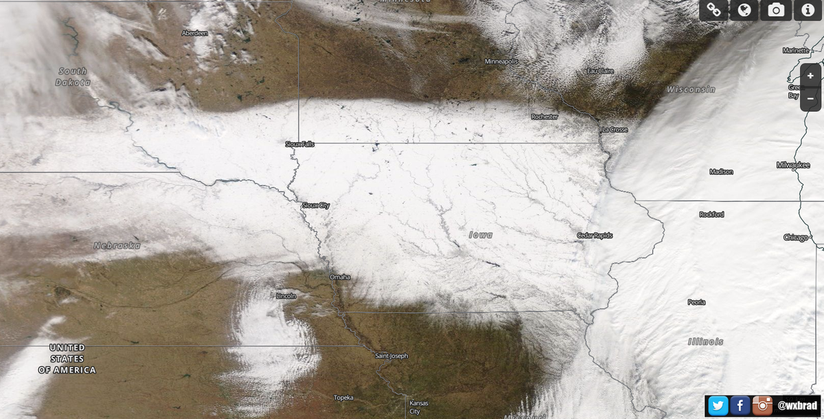 #NASA #MODIS true color visible satellite image of the fresh snow cover over the Midwest.