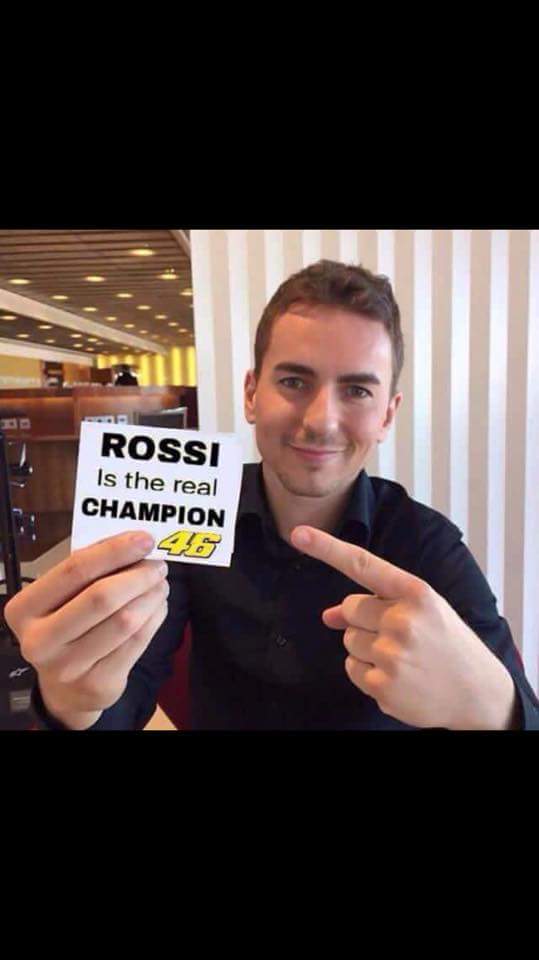 Reckless4242's tweet photo. @MotoGP https://t.co/MyYTAlOyHz