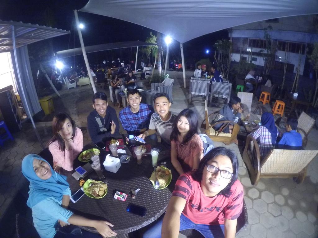 Meet up with gengs (sayang gak lengkap)