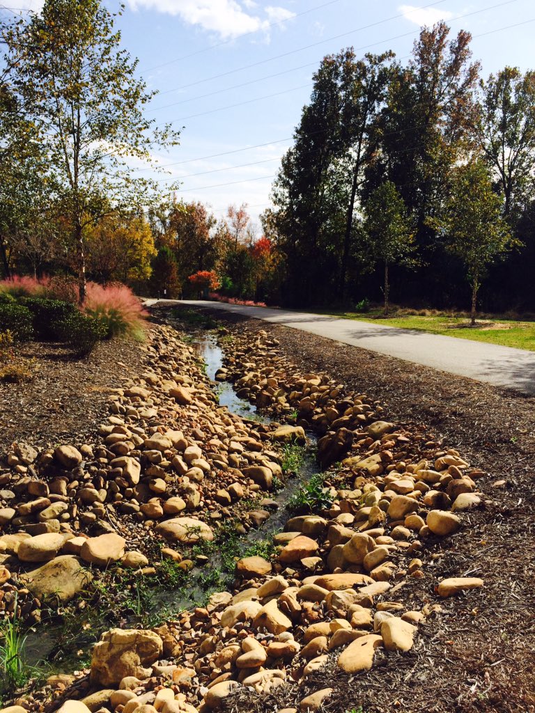 Gesella_L's tweet photo. Saturday runs #autumnruns #northaugusta #greenway https://t.co/rL7LRyRW1g