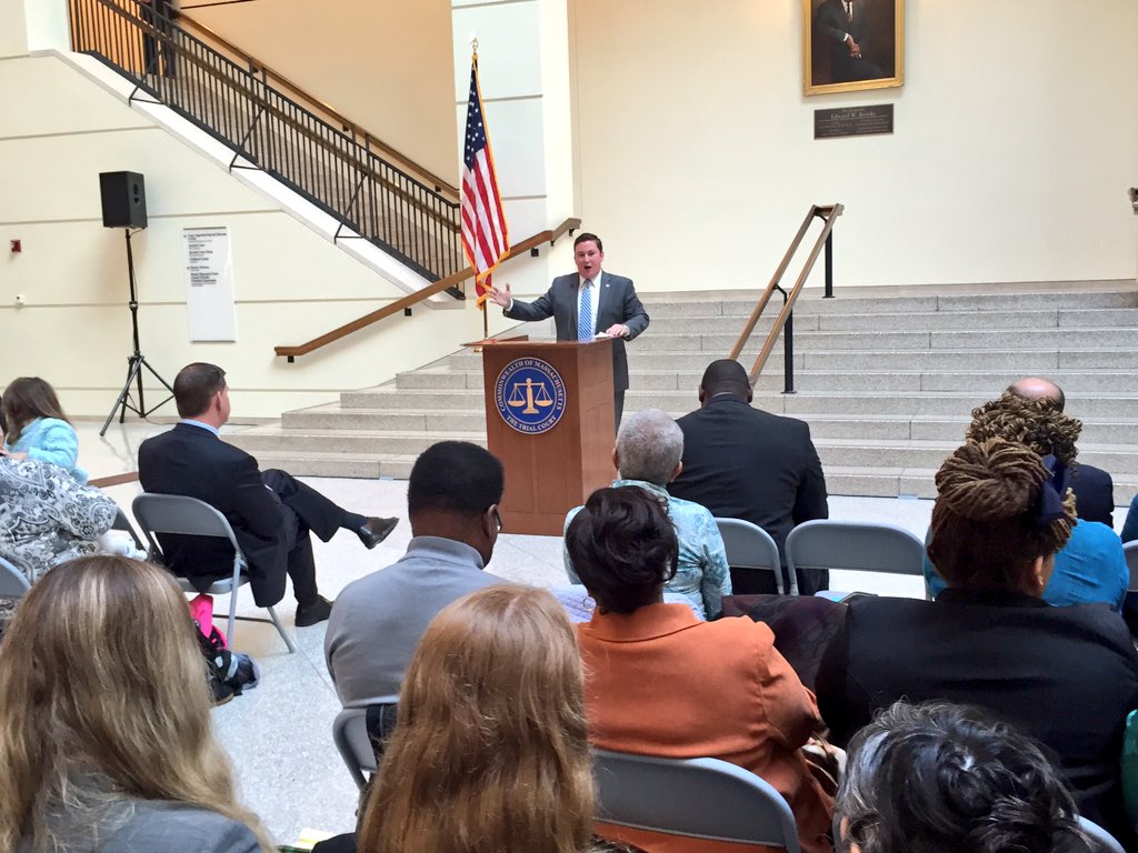 Danny_Cullinane's tweet image. BeingAdopted, spending #NationalAdoptionDay w/30NewlyJoinedFamilies=Special! @marty_walsh @TitoCommunity @Mass_Adopt