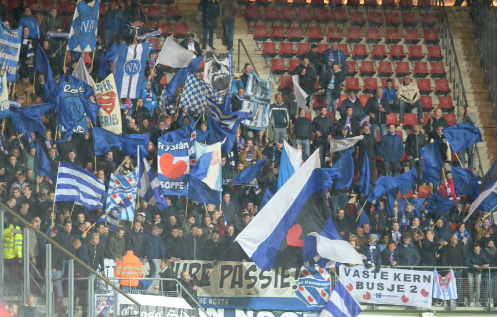 scHeerenveen's tweet photo. Fans, bedankt voor jullie steun in Alkmaar vanavond! Op naar volgende week, voor nu goed weekend. #azhee https://t.co/nEbmS2vEU2