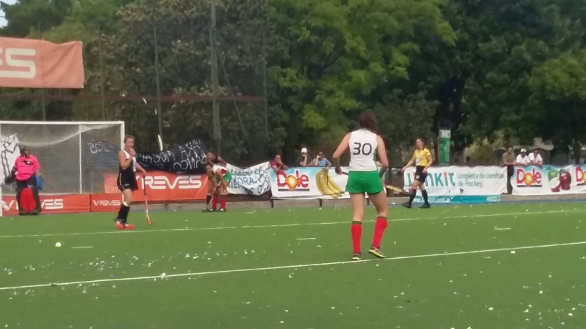 hockeyargplus's tweet photo. SITAS ascendio a la primera B!!! https://t.co/SscxcOErrK