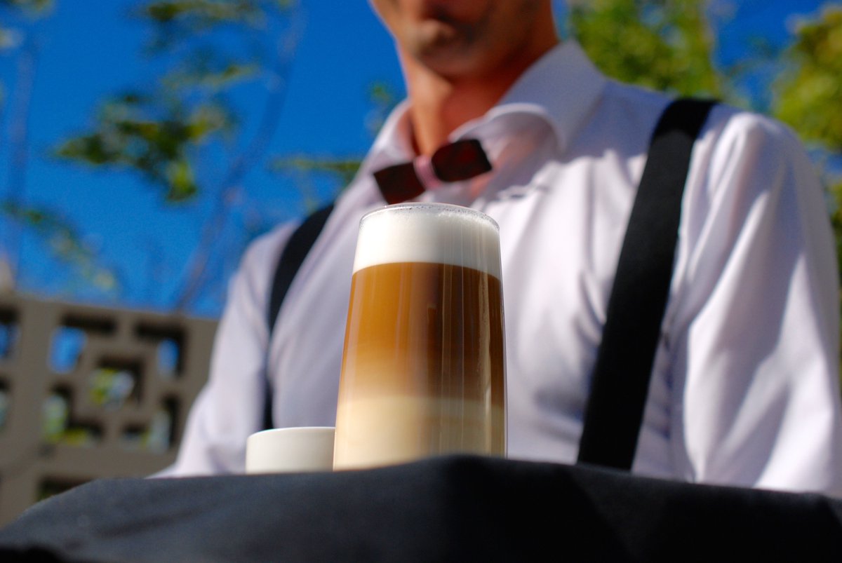 prelogs's tweet photo. illy coffee, from Trieste, Italy by Davide Origlia from Italy. espresso, americano, cafe latte and cappuccino . https://t.co/wbWcBkwbg0