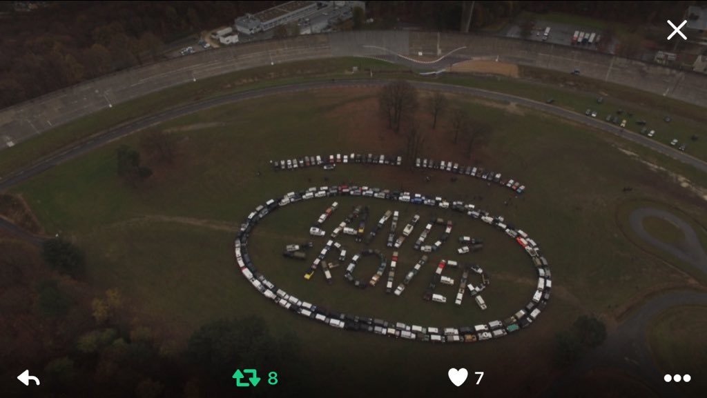 cheminsetpatrim's tweet photo. @LandRoverOwner today in montlhery  . Picture from #landroverfrance we were there https://t.co/EtxYVtjOIB